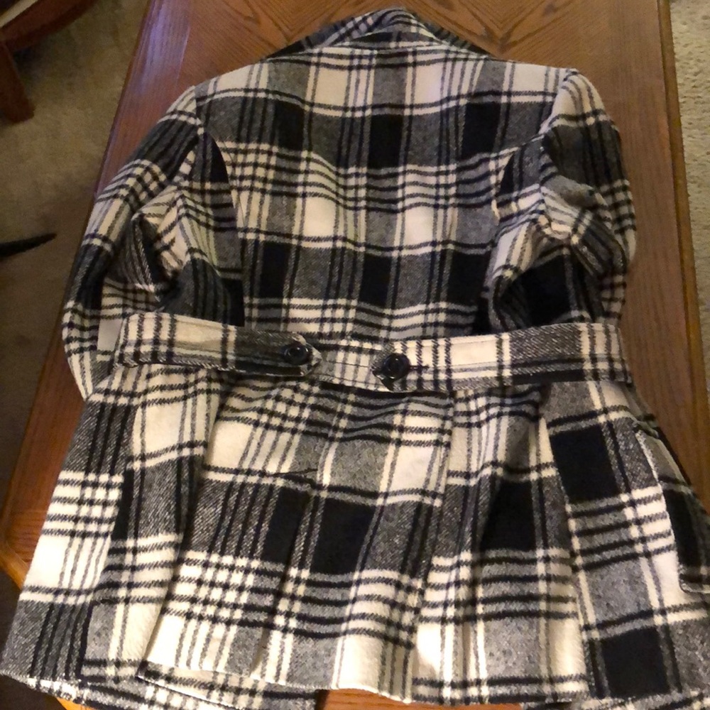 Short jacket - Picture 2 of 2
